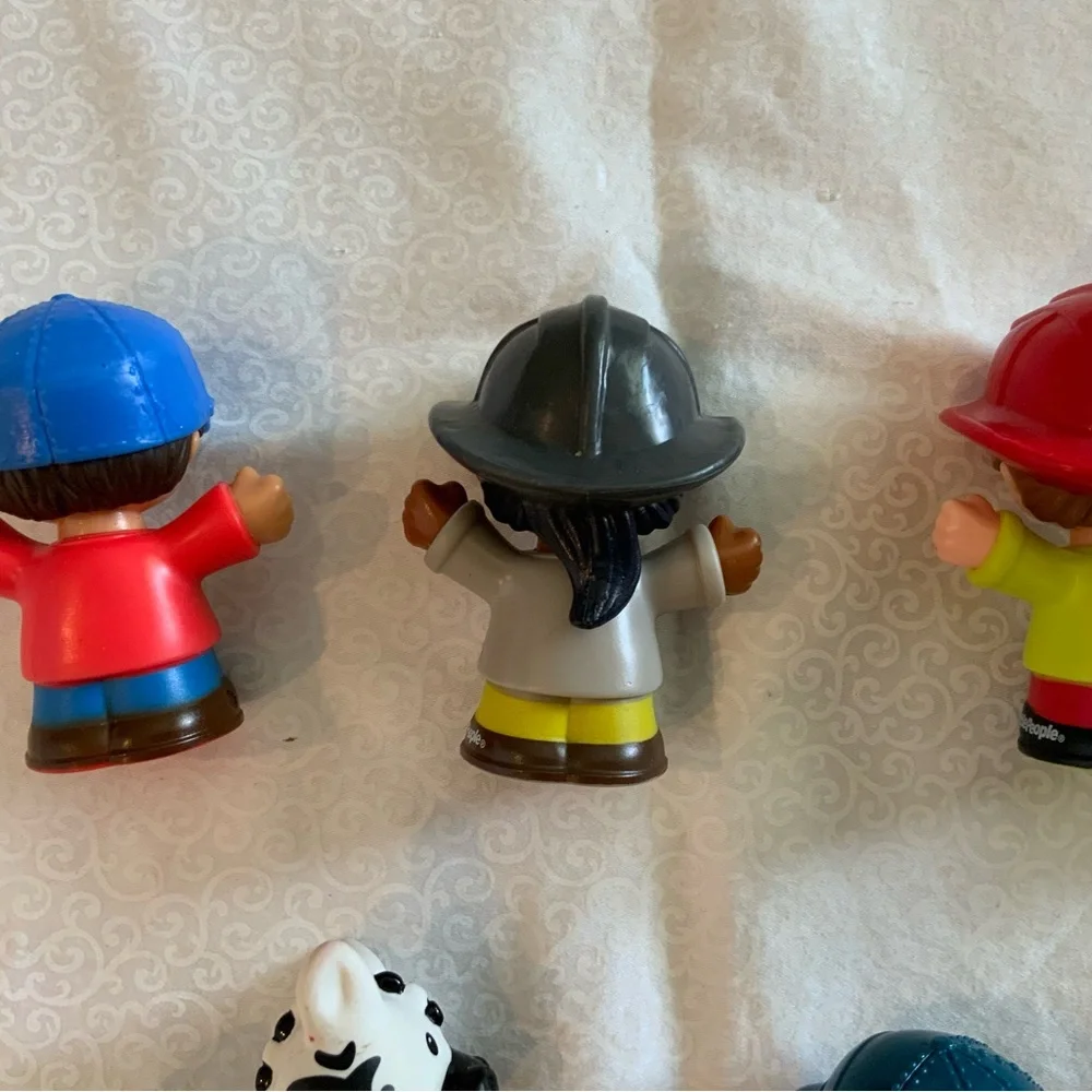 Lot Of 7 Fisher Price Little People Figures Firefighters Zebra